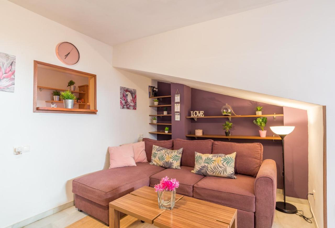 Family Noemi Home Center Malaga Exterior photo