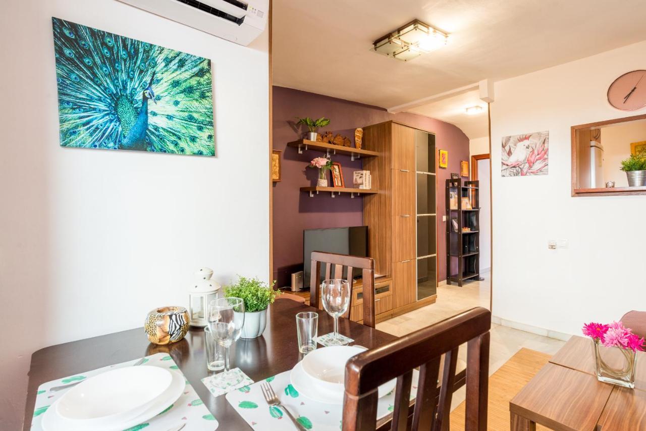 Family Noemi Home Center Malaga Exterior photo